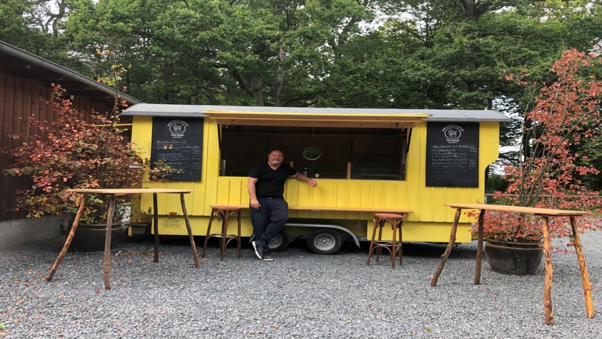 Der Gelbe Wagen – mobile Festwirtschaft des Forsthaus Butzbach